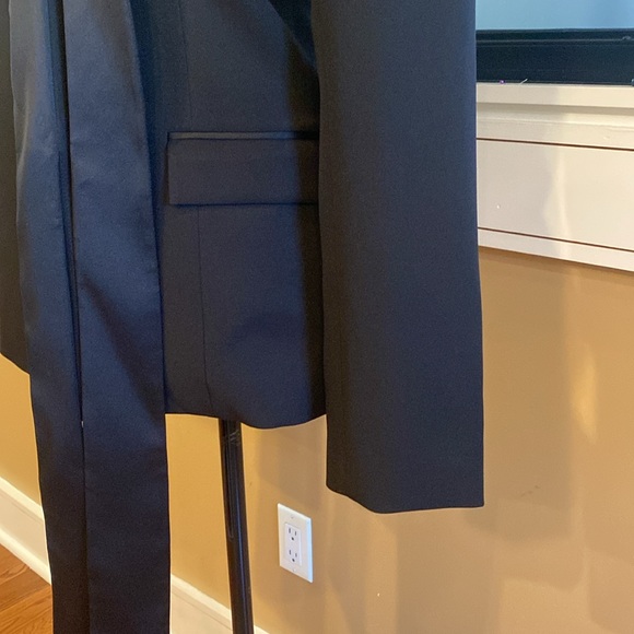 STEVE MADDEN BLACK SATIN EFFECT NECKTIE BLAZER. SZ SMALL NWT. ELEGANT. - Picture 5 of 6
